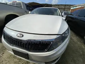Kia Optima Limited 4dr Sedan (2.0L 4cyl Turbo 6A) 2014 White
