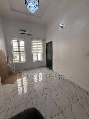 1bdrm Shared Apartment in Orchid (Just A Room, Chevron for rent