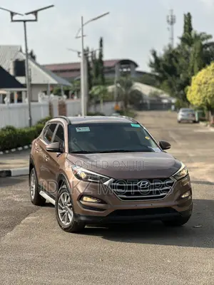 Hyundai Tucson Limited AWD 2017 Brown