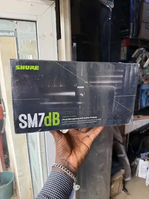 Shure Sm7db Dynamic Studio Microphone With Built-in Preamp – XLR Mic