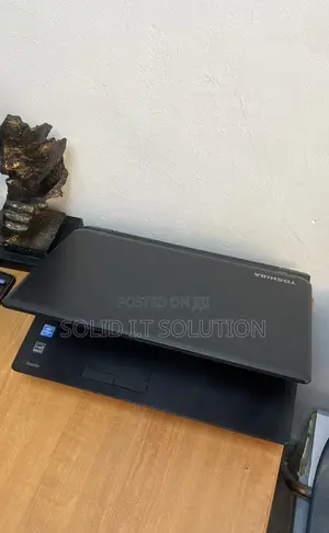 Laptop Toshiba 8GB Intel Pentium HDD 250GB
