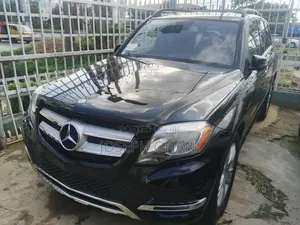 Mercedes-Benz GLK-Class Base GLK 350 4dr 4x2 (3.5L 6cyl 7A) 2015 Black