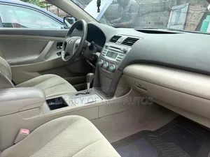 Toyota Camry LE 4dr Sedan (2.4L 4cyl 5A) 2009 Green