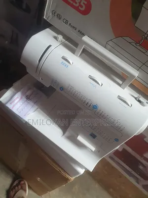 Beautiful Multi-Function Domestic Sewing and Zig Zag Machine