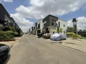 4bdrm Townhouse/Terrace in Life Camp for sale