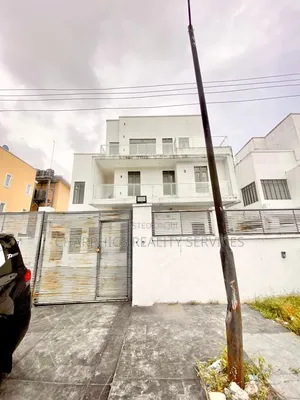 5bdrm Duplex in Lekki Phase 1 for rent