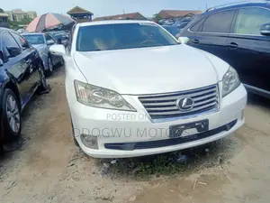 Lexus ES 350 2011 White