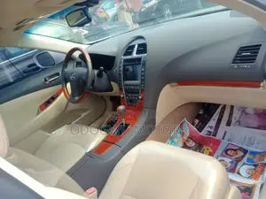 Lexus ES 350 2011 White