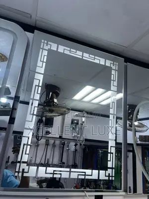 Square Led Mirror With 3 Lights