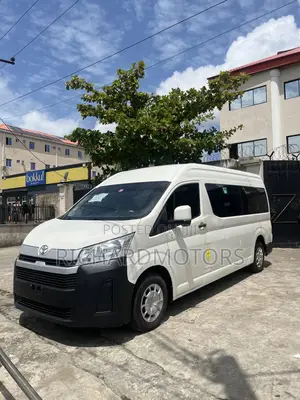 Toyota HiAce 2020 White