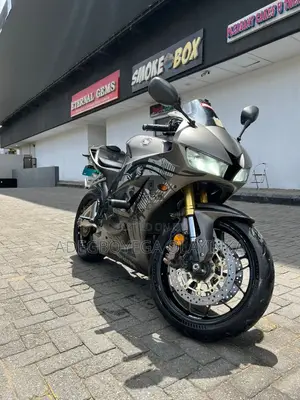 Honda 2017 Gray