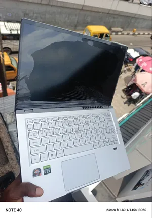 Laptop Acer Swift 7 16GB AMD Ryzen 7 SSD 512GB
