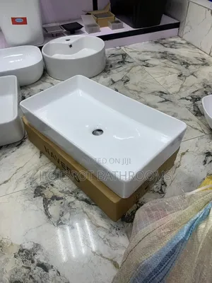 Vessel Sink / Countertop Wash Basin