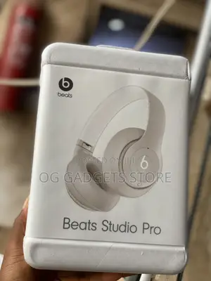 Beat Studio Pro Headset
