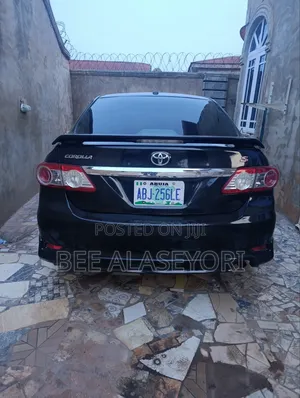 Toyota Corolla S Special Edition 4dr Sedan (1.8L 4cyl 4A) 2013 Black