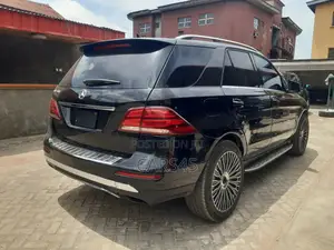 Mercedes-Benz GLE-Class 2016 Black