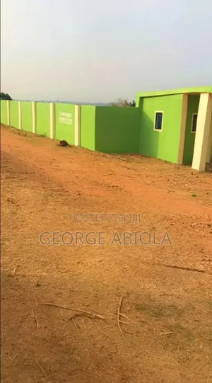 Distress: Block A, Plot 17 - Continental Gardens, Soka