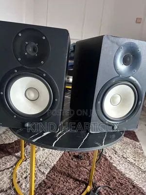 Yamaha Hs8 Studio Monitor