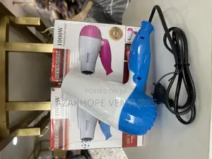 Neednova Nv-1290 Foldable Hair Dryer.
