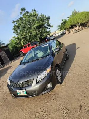 Toyota Corolla LE 4dr Sedan (1.8L 4 cyl 4A) 2009 Gray