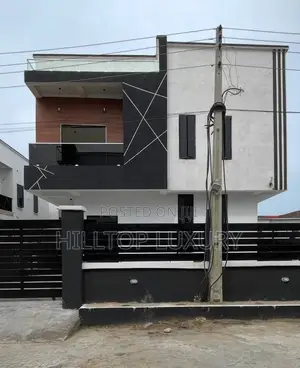 5bdrm Duplex in Lekki for sale