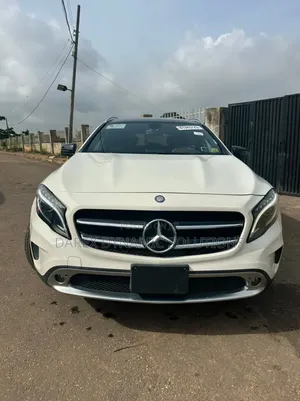 Mercedes-Benz GLA 250 2015 White