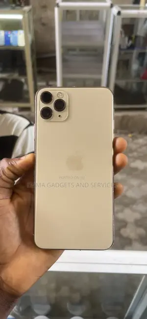 Apple iPhone 11 Pro Max 64 GB Gold