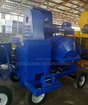 This Concrete Mixer With Hosit 750 Liters