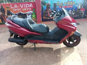 Honda Forza 2015 Red