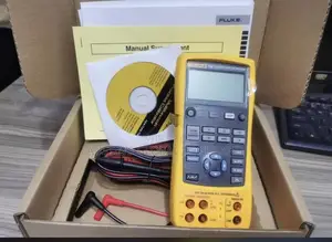 Fluke 724 Temperature Calibrator.