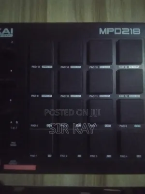 Akai MPD 218 Professional Drup Pad Controller
