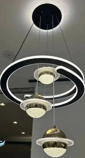 Luxury Fancy 3 Dropping Chandelier Light