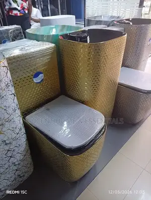 Executive Gold Toilet and Wash Basin Set - New Stock