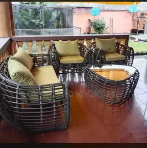 5 Seater Relaxing Outside Indoor Curch