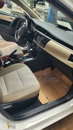 Toyota Corolla 2016 White