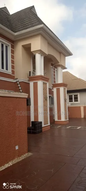 Furnished 5bdrm Duplex in Secured Area, Magodo Isheri for sale