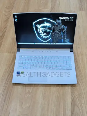 Laptop MSI MSI Sword 15 16GB Intel Core i7 SSD 1T