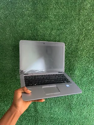 Laptop HP EliteBook 820 G3 8GB Intel Core i5 HDD 500GB