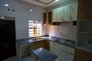 4bdrm Duplex in Orchid, Chevron for sale
