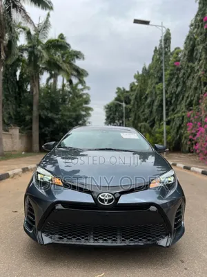 Toyota Corolla SE Special Edition 4dr Sedan (1.8L 4cyl CVT) 2017 Black