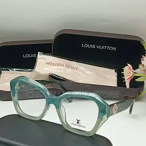 Louis Vuitton Quality Luxury Ladies Frame Glasses