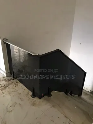 Black Glass Staircase Handrail