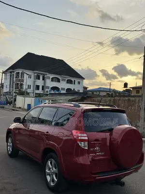 Toyota RAV4 3.5 Limited 2010 Red