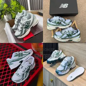 New Balance Snickers