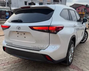 Toyota Highlander Limited AWD 2024 White