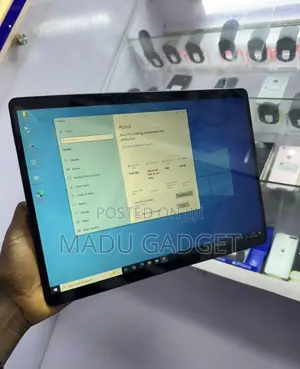 Microsoft Surface Pro 10 8GB Qualcomm Snapdragon X Elite SSD 256GB