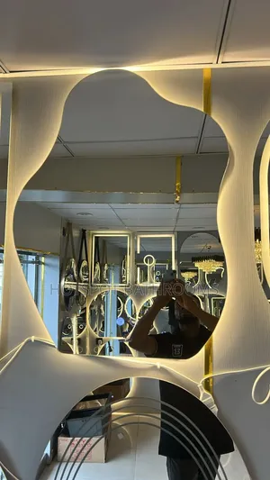 Luxury Shape Mirror With Sensor Led Lights