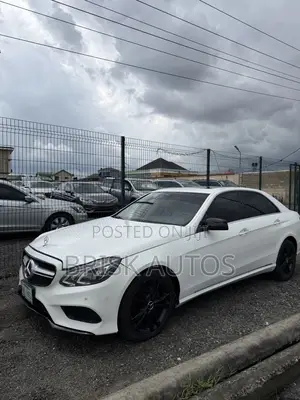 Mercedes-Benz E350 Base 4dr Sedan RWD (3.5L 6cyl 7A) 2014 White
