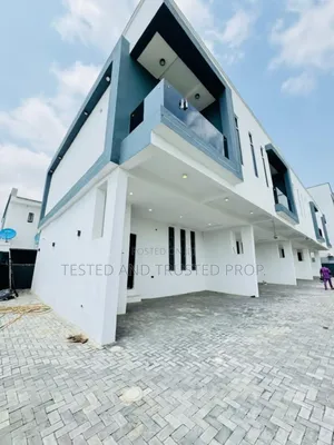 4bdrm Duplex in Orchid Road, Chevron for rent