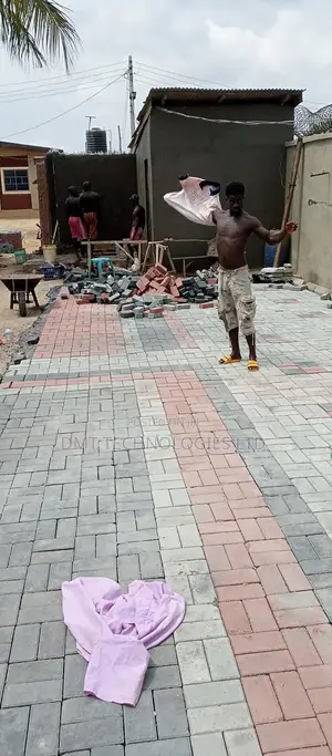 Floor Paving - Interlocking Stone